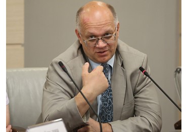 Главного воспитателя патриотизма в Москве обвинили в хищениях