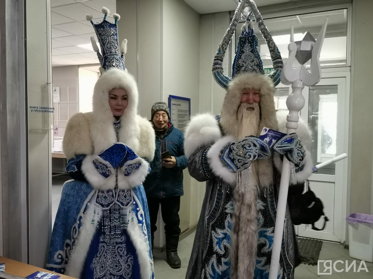 Знаете, как в Якутии называют Деда Мороза и Снегурочку? Чысхаан и Хаарчаана.