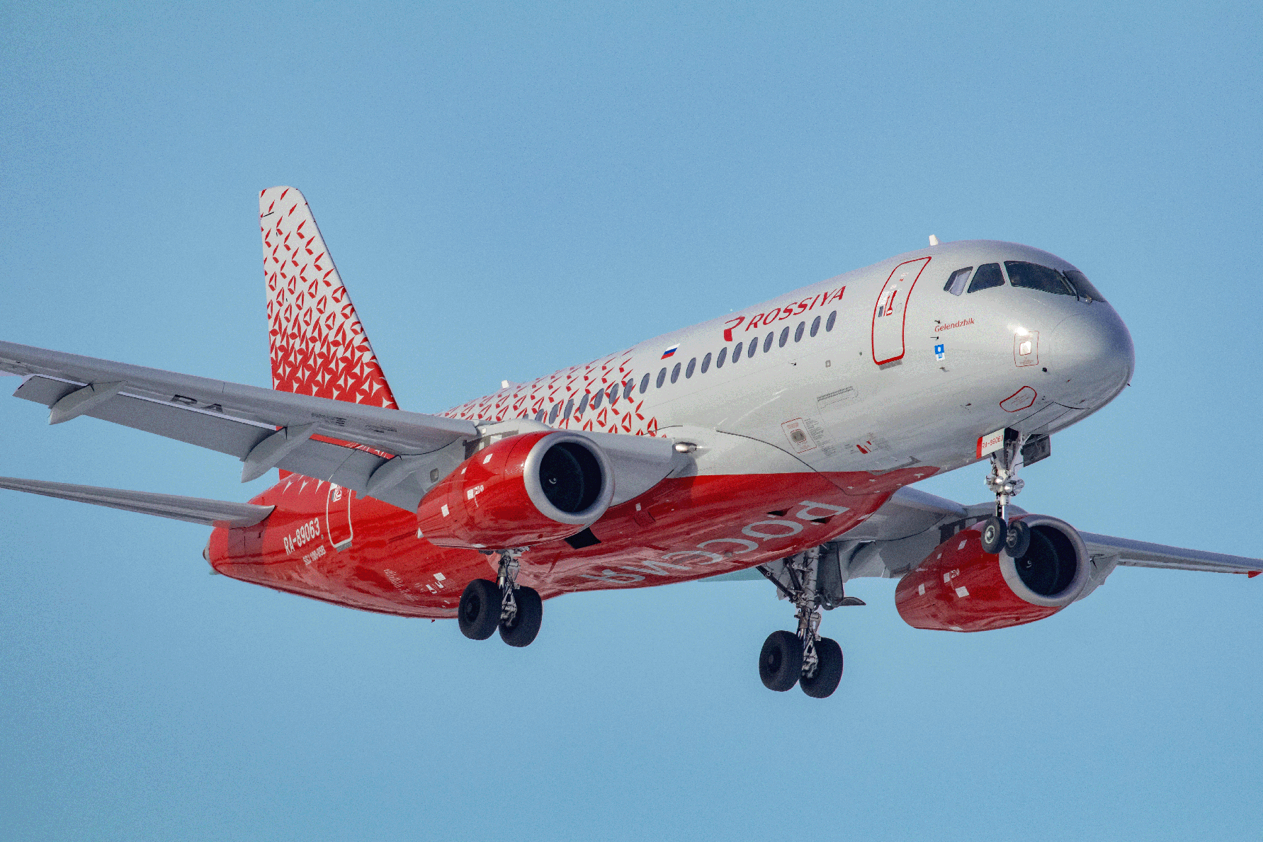  SJ-100 получил положительную характеристику после очередного полета в рамках испытаний.