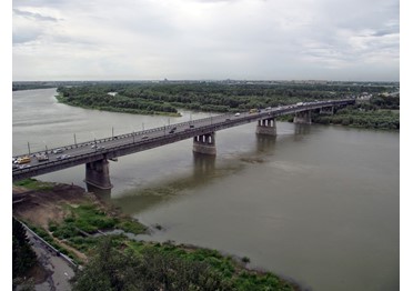 В Омске на проект ремонта Ленинградского моста выделили 32 млн рублей