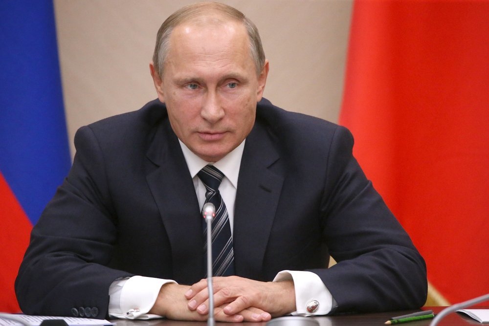 Владимир Путин предложил изменить закупки в сфере культуры