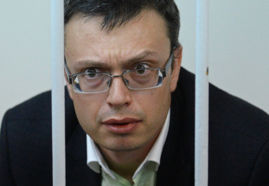 В ФСБ поступило заявление о взяточничестве руководителя столичного СКР