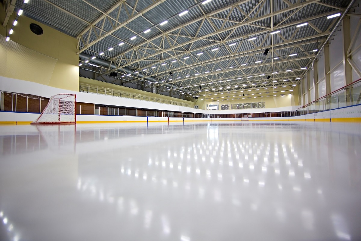 Создание условий для развития спорта: в Новозыбкове открыт ледовый дворец — уже четвертый в Брянской области в этом году