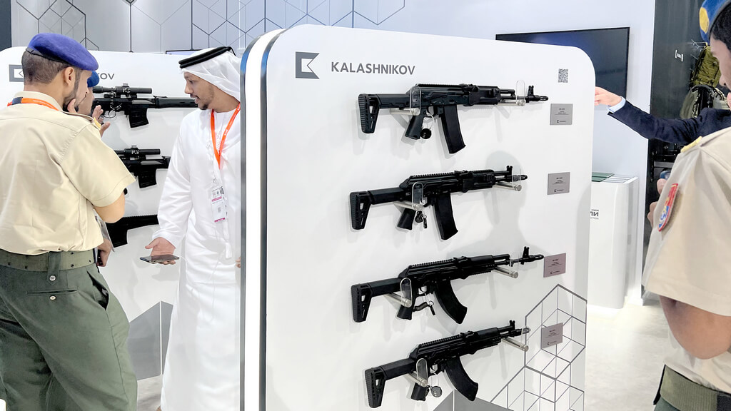 Концерн «Калашников» представил новинки на выставке IDEX-2023 в Абу-Даби