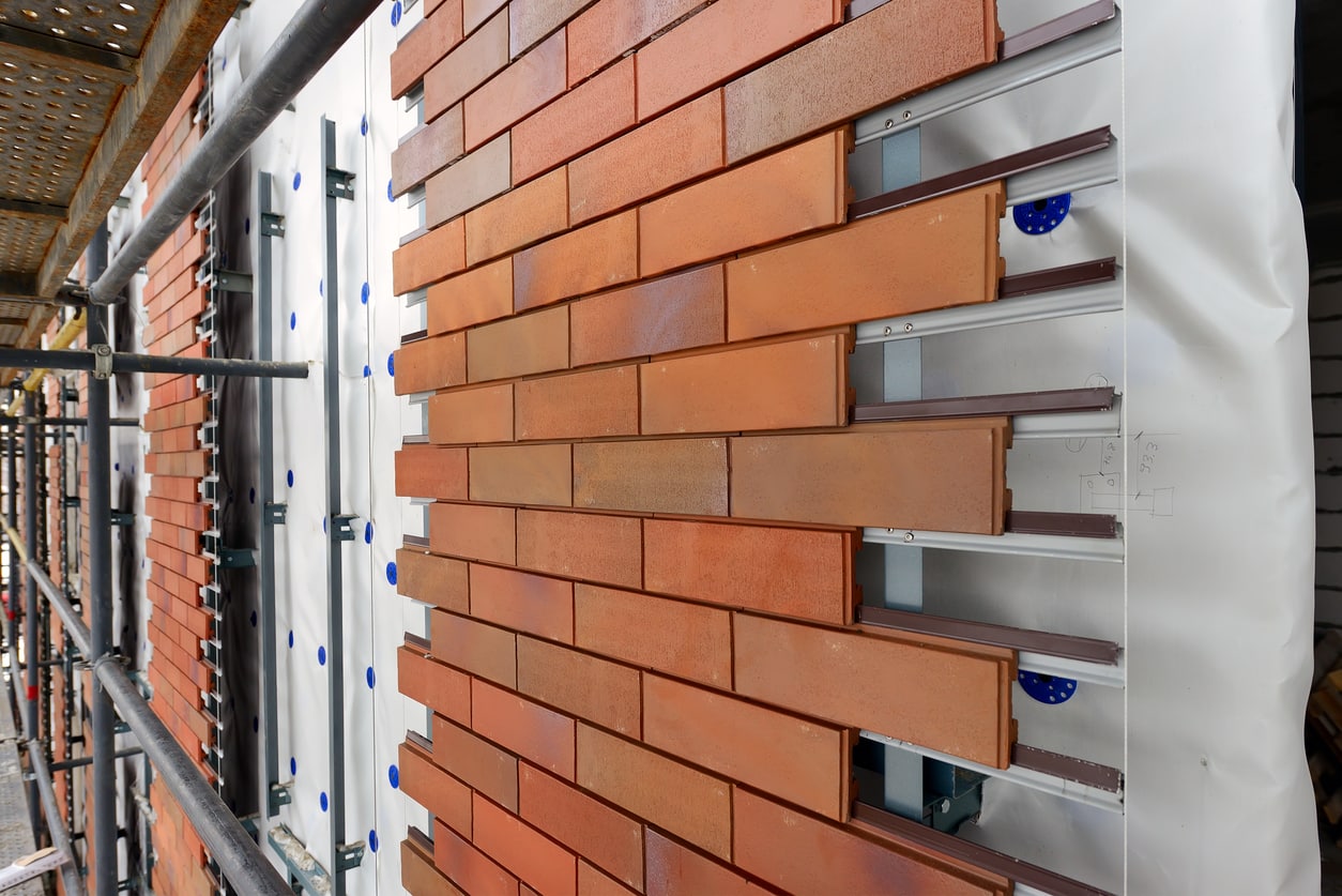 Новый свод правил позволит расширить применение навесных фасадных систем при строительстве