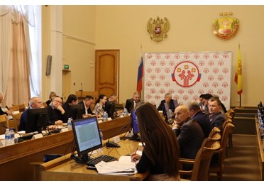 «Час с министром» строительства: в Общественной палате Чувашской Республики обсудили главные вопросы