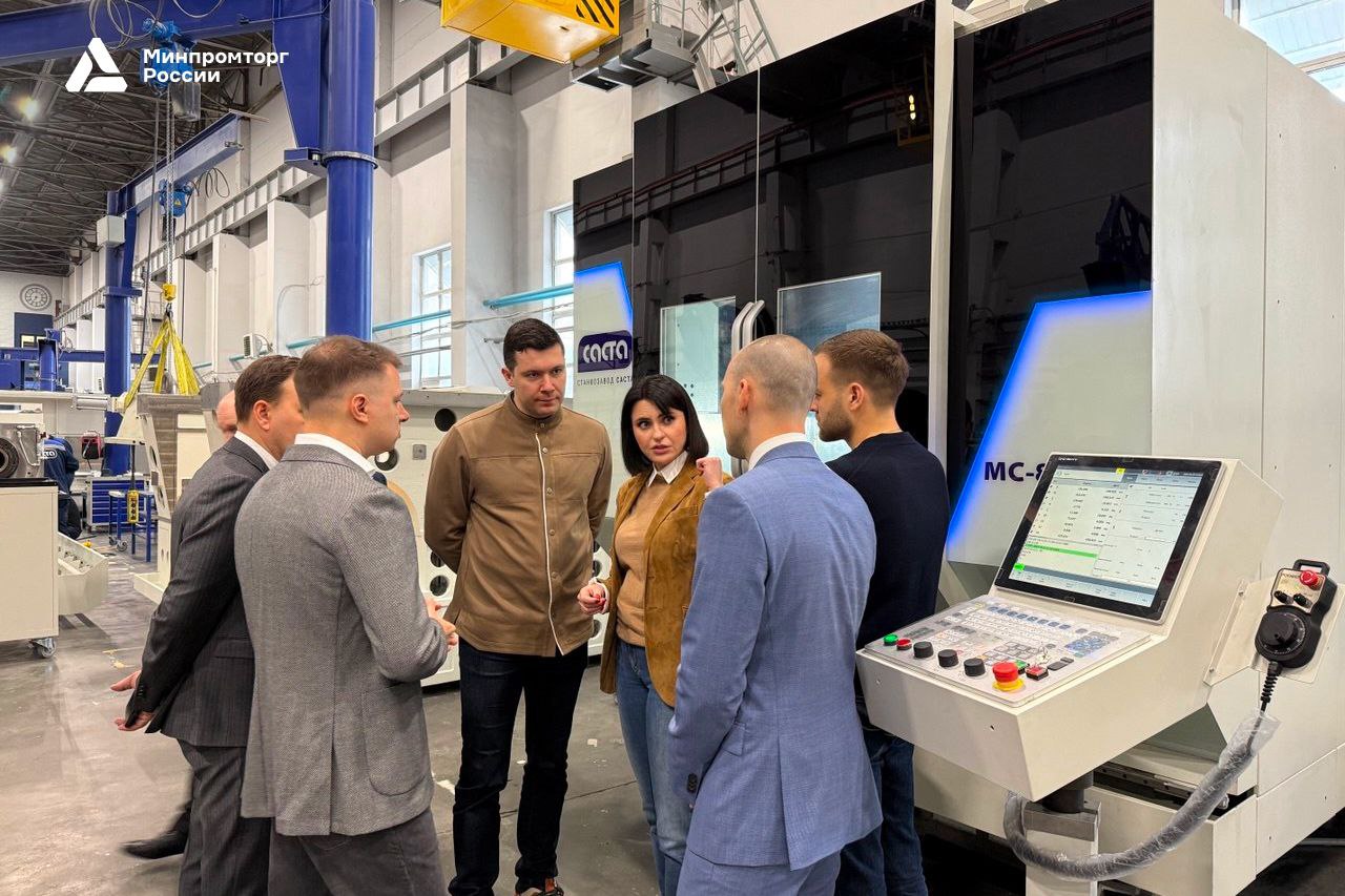  Антон Алиханов посетил станкостроительный завод «Саста» в Рязанской области