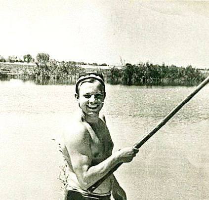 12 апреля 1961 года гражданин Советского Союза Юрий Алексеевич Гагарин на космическом корабле «Восток» совершил первый в мире полет по орбите вокруг земли