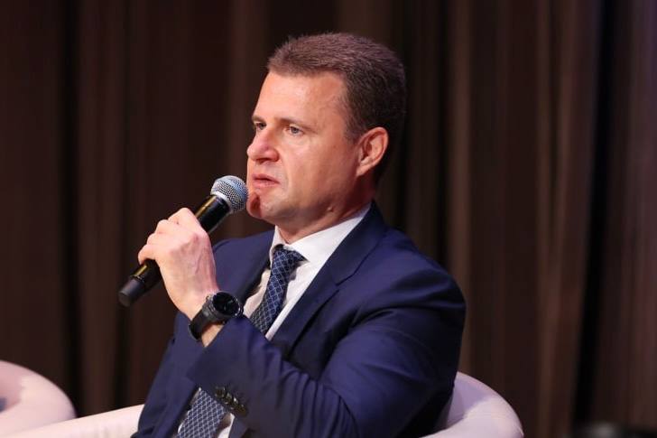 Алексей Чекунков: необходимо сбалансированное развитие как инновационных, так и базовых отраслей