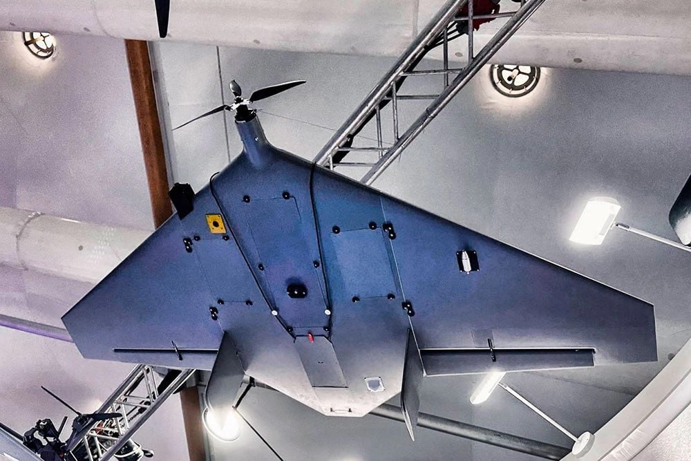 На #DubaiAirshow показали отечественные скоростные и "дальнобойные" дроны.