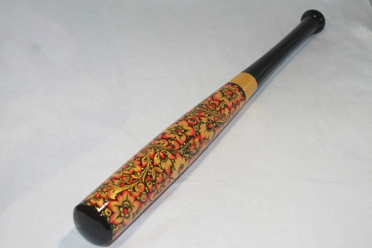 Господдержка отрасли народных промыслов на 2025 год увеличена на 100 млн рублей, до 560 млн рублей — заместитель министра промышленности и торговли России Иван Куликов (цитата по РГ).