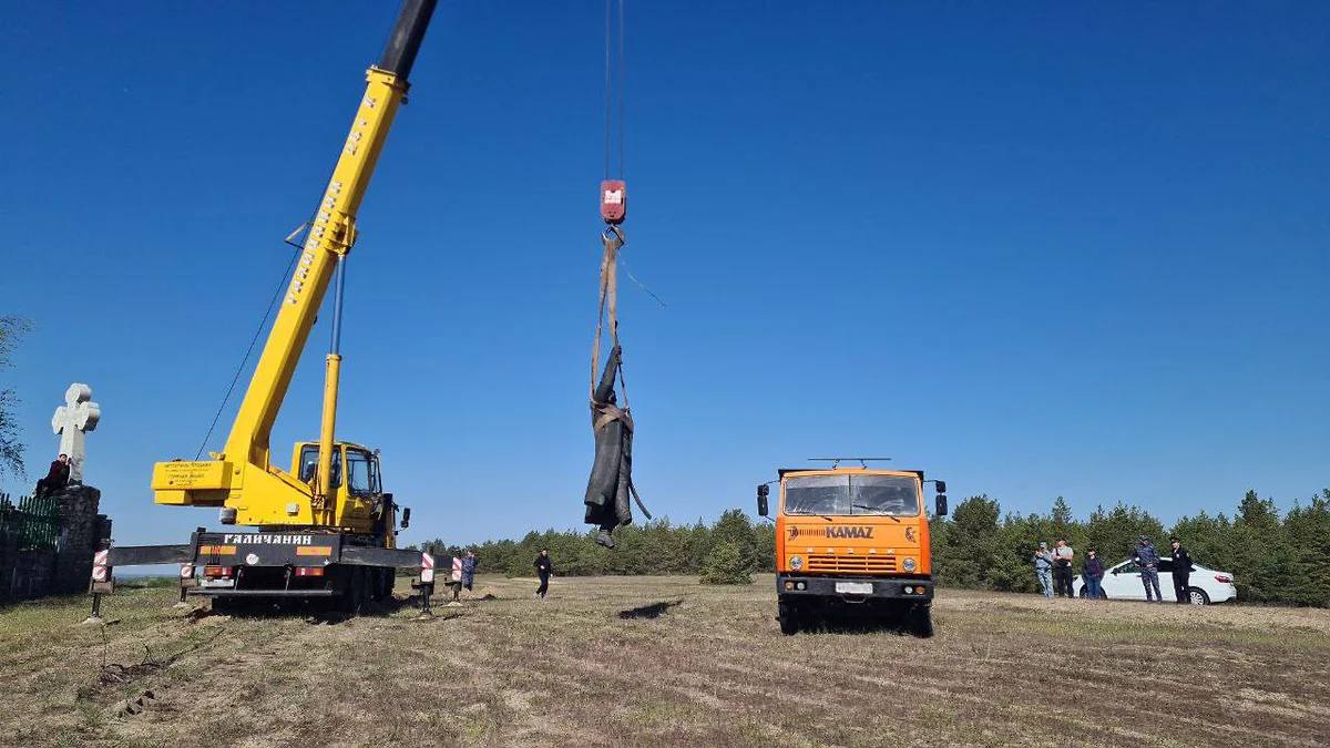 В Ростовской области демонтировали памятник атаману Петру Краснову