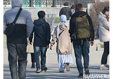 Путин поручил создать госреестр проживающих в России иностранцев