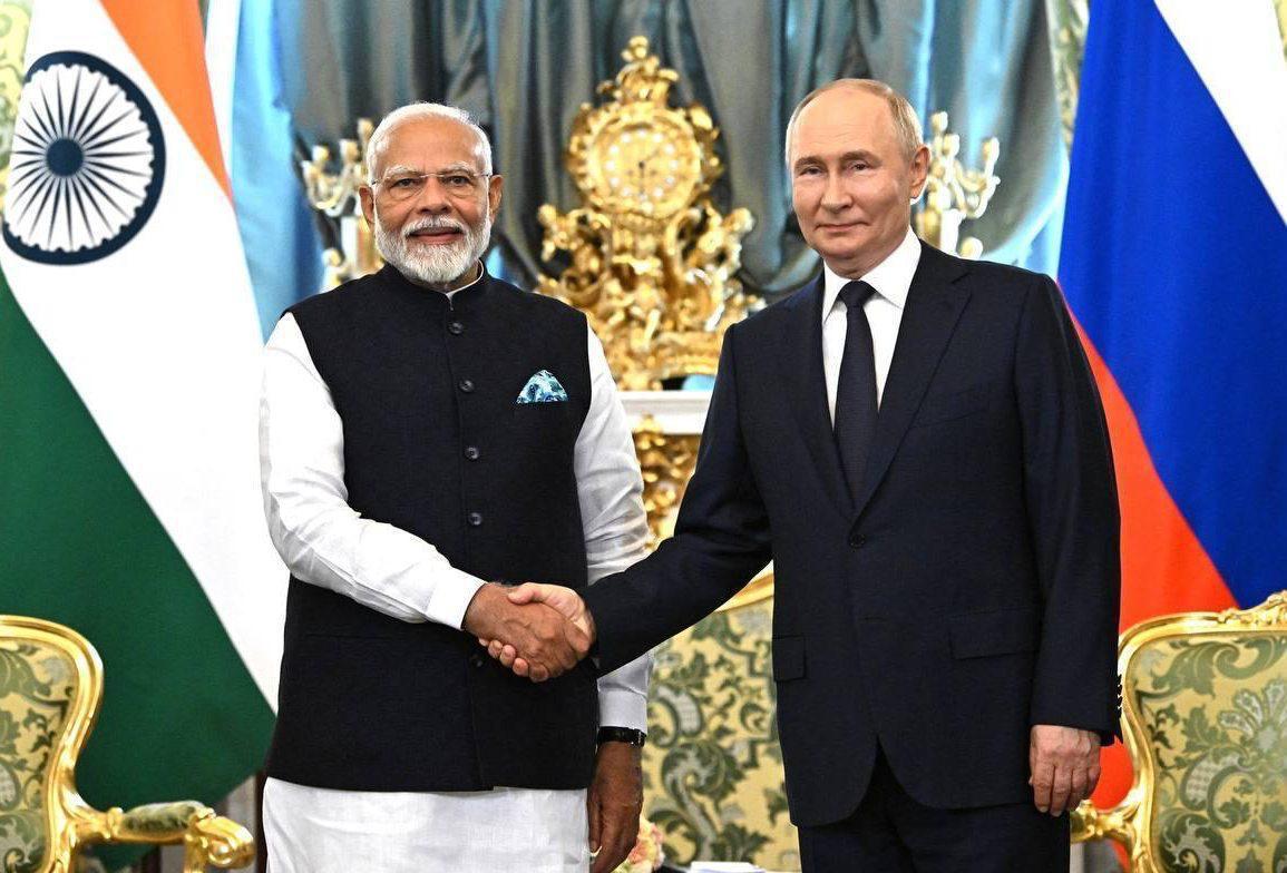  4–5 декабря Президент России Владимир Путин посетит Индию с государственным визитом по приглашению Премьер-министра Индии Нарендры Моди.