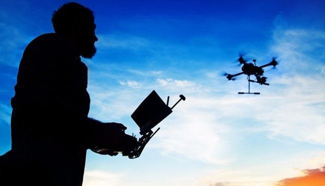 Закупки БАС уступают рынок услугам.