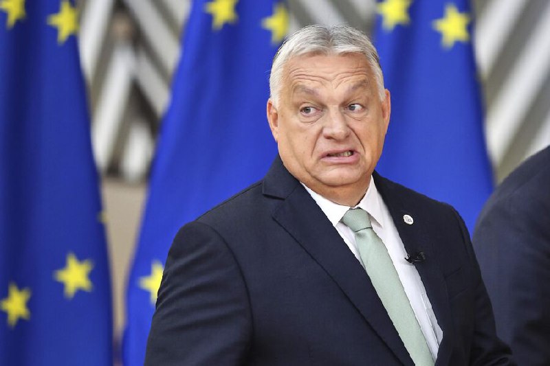 Орбан: Венгрия не будет подчиняться Евросоюзу