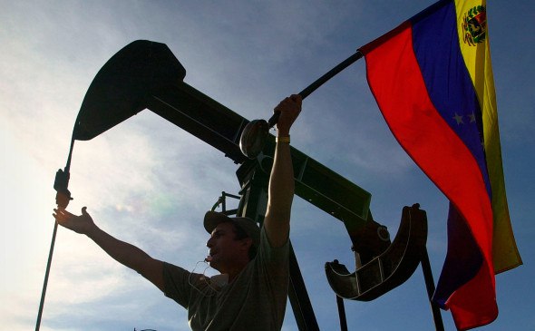 Морская блокада и угроза войны с США: ситуация в Венесуэле накаляется