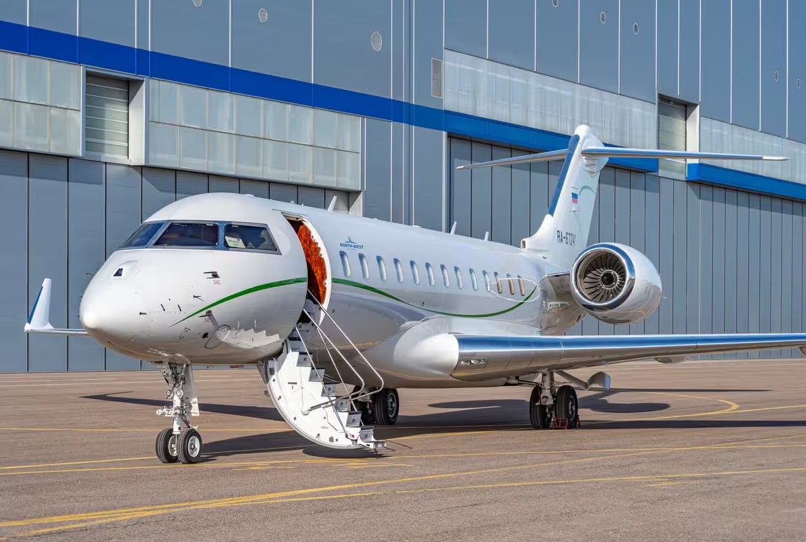 В Россию в обход санкций доставили бизнес-джет Bombardier Global 6000 стоимостью 30 миллионов.